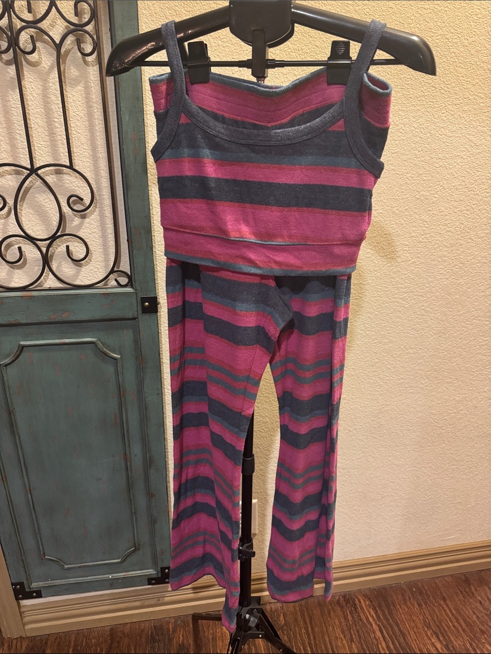 Z Supply Pink and Blue Striped Women's Lounge Set